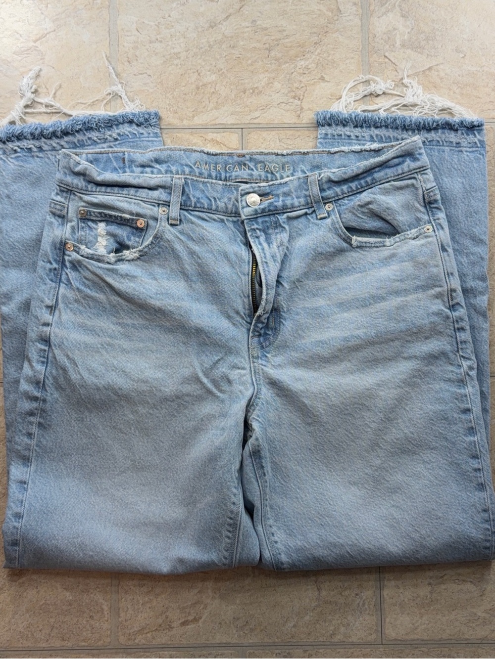American Eagle Outfitters Light Blue High-Rise Women's Jeans